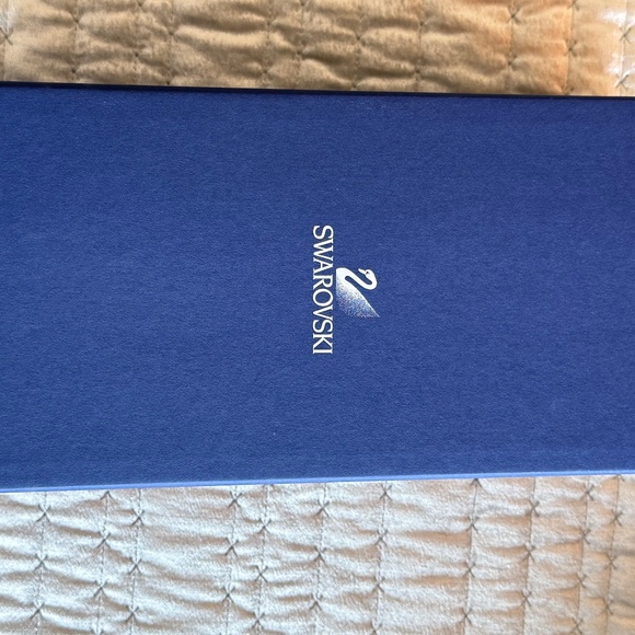 Big Swarovski Crystal Black Satin Clutch Purse with box 8" x 4" - Picture 6 of 7